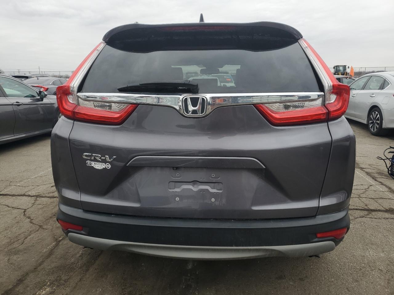 2017 Honda CR-V VIN 7FARW1H80HE020675 Copart auction photo, front end damage thumbnail 6