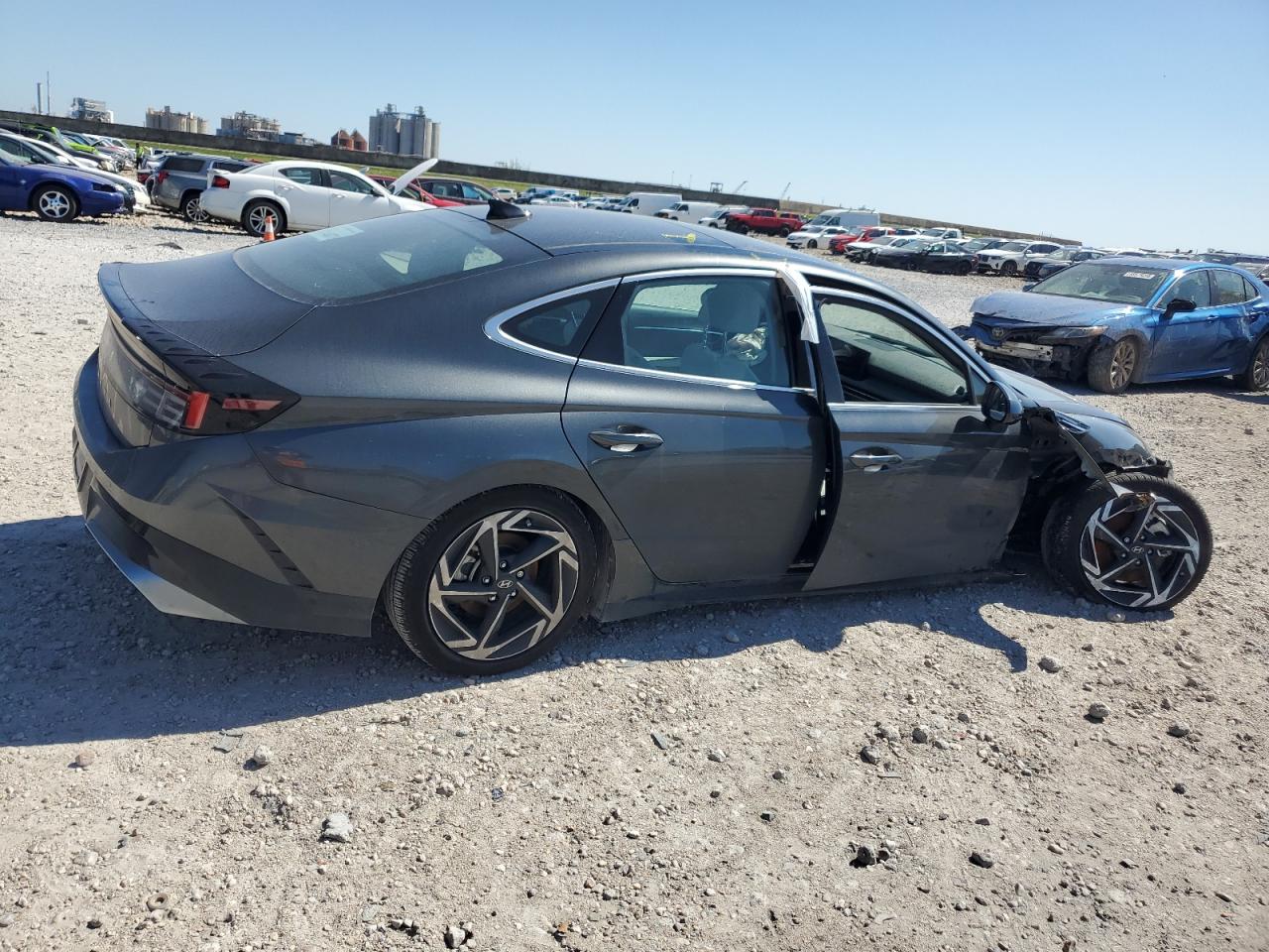 2024 Hyundai Sonata VIN KMHL14JA6RA422821 Copart auction photo, front end / side damage thumbnail 3