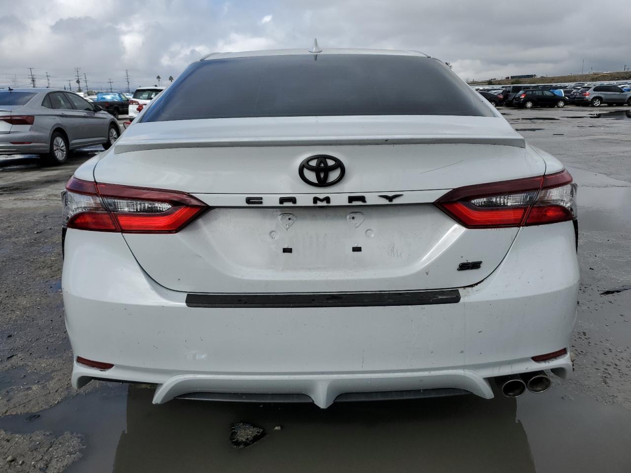 2022 Toyota Camry VIN 4T1T11AK4NU060066 Copart auction photo, front end damage thumbnail 6
