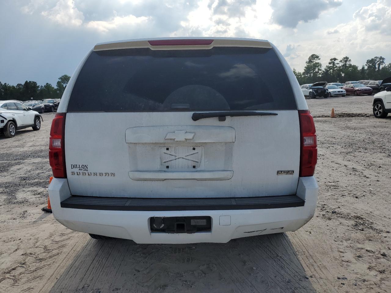 2008 Chevrolet Suburban VIN 3GNFC16018G172809 Copart auction photo, front end damage thumbnail 6