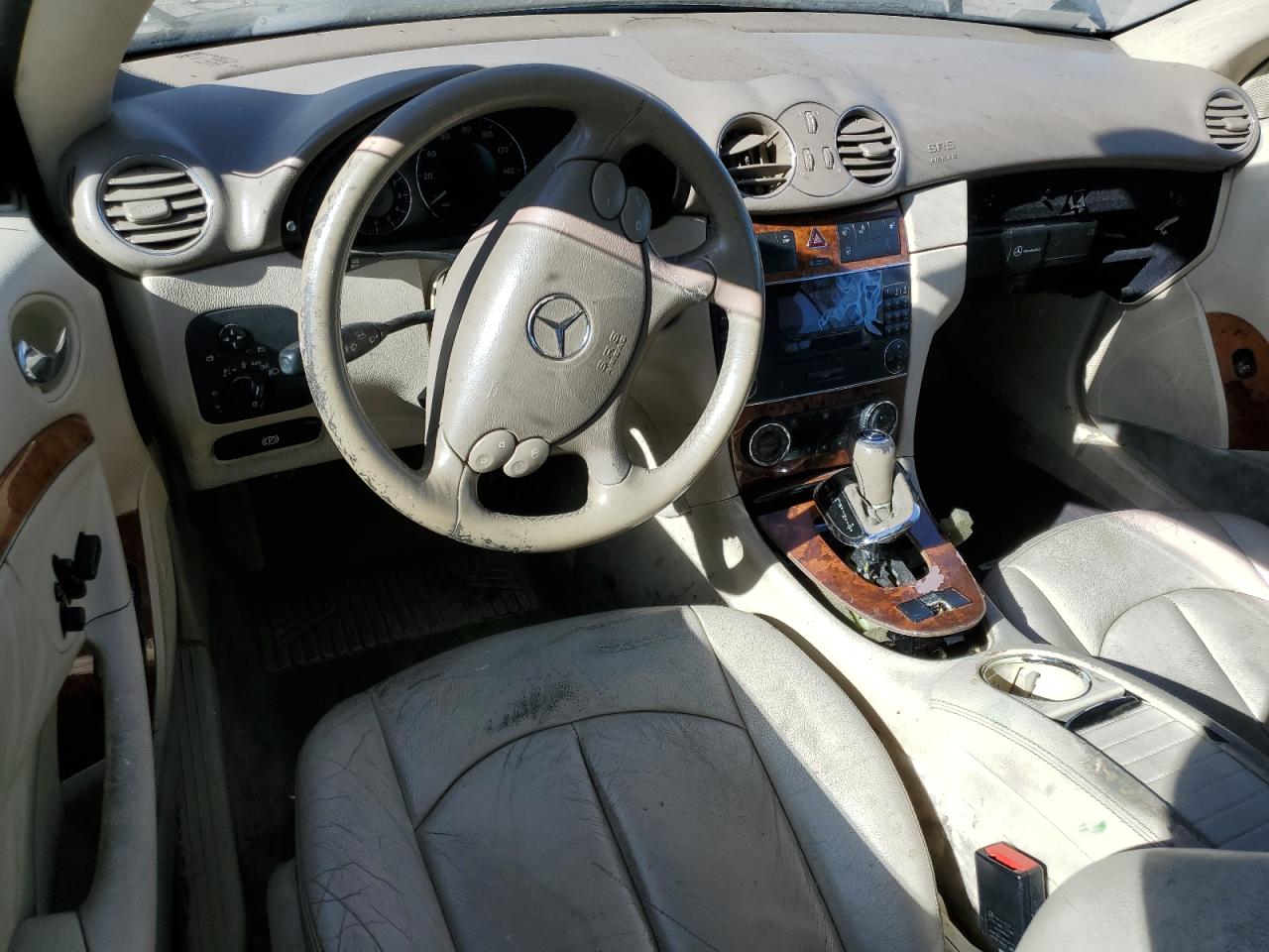 2008 Mercedes-Benz CLK-klasse VIN WDBTK56F58T099634 Copart auction photo, minor dent/scratches damage thumbnail 8
