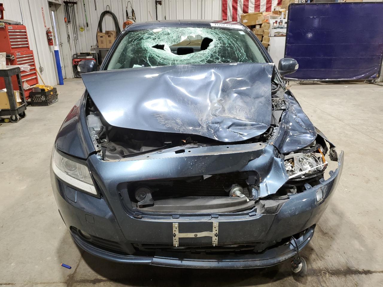 2010 Volvo S40 VIN YV1390MS2A2494697 Copart auction photo, front end damage thumbnail 5