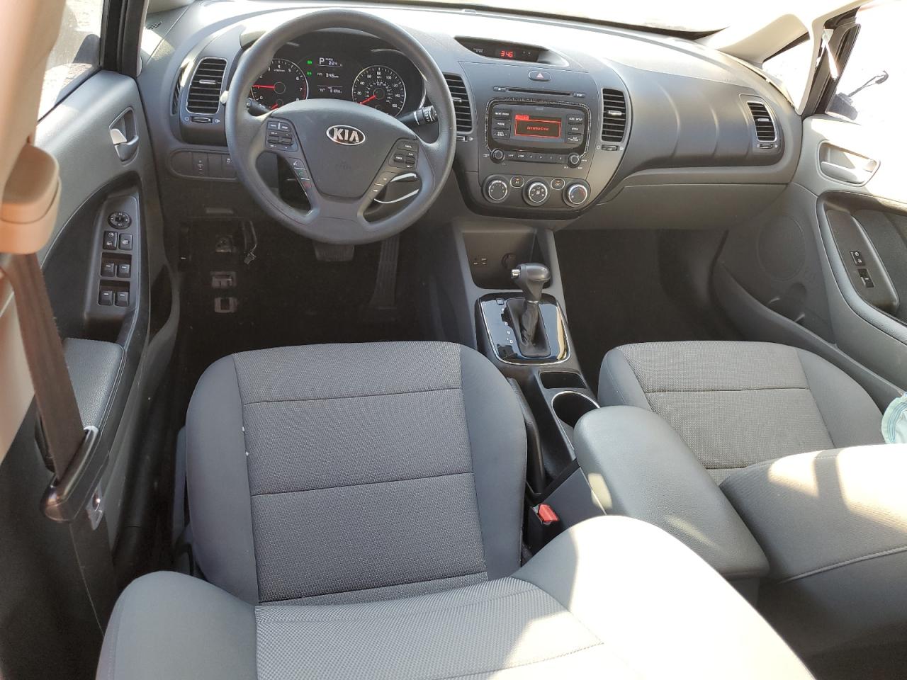 2018 KIA Forte VIN 3KPFK4A75JE209525 Copart auction photo, side damage thumbnail 8