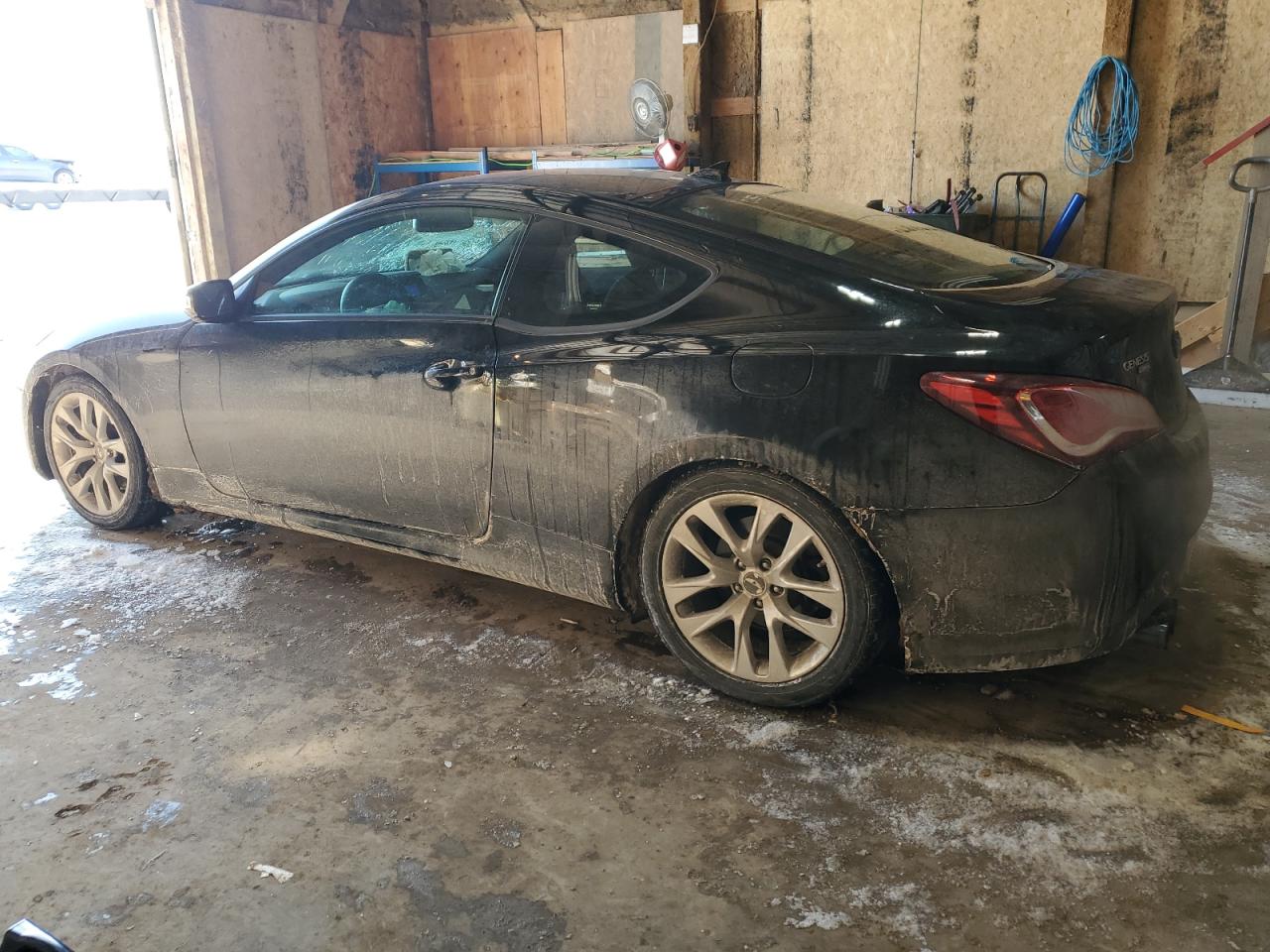 2015 Hyundai Genesis VIN KMHHU6KJ0FU124296 Copart auction photo, front end damage thumbnail 2