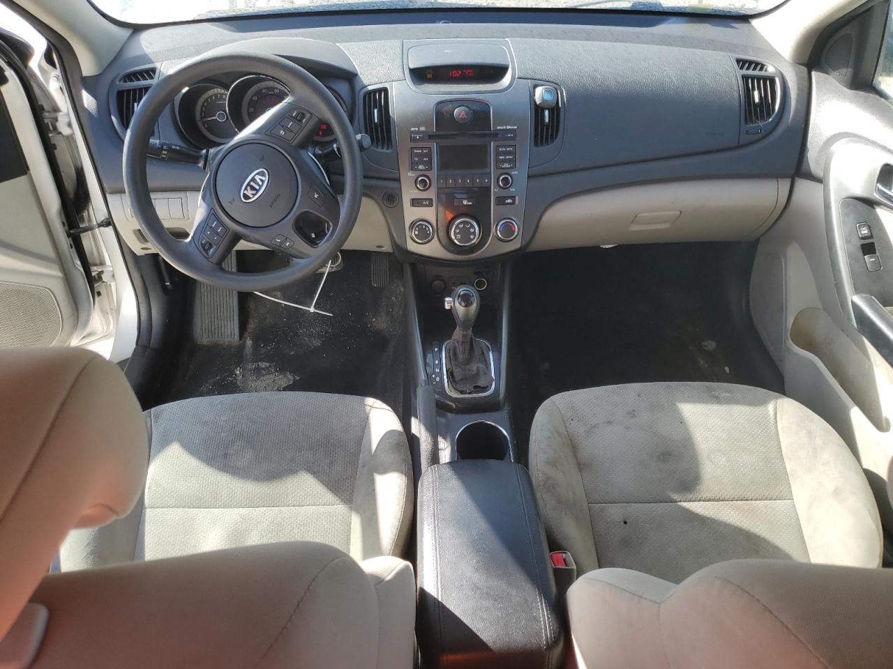 2013 KIA Forte VIN KNAFU4A23D5711090 Copart auction photo, front end / side damage thumbnail 8