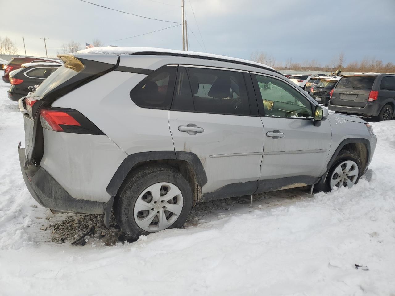 2019 Toyota RAV 4 VIN JTMG1RFV7KJ024375 Copart auction photo, rear end / side damage thumbnail 3