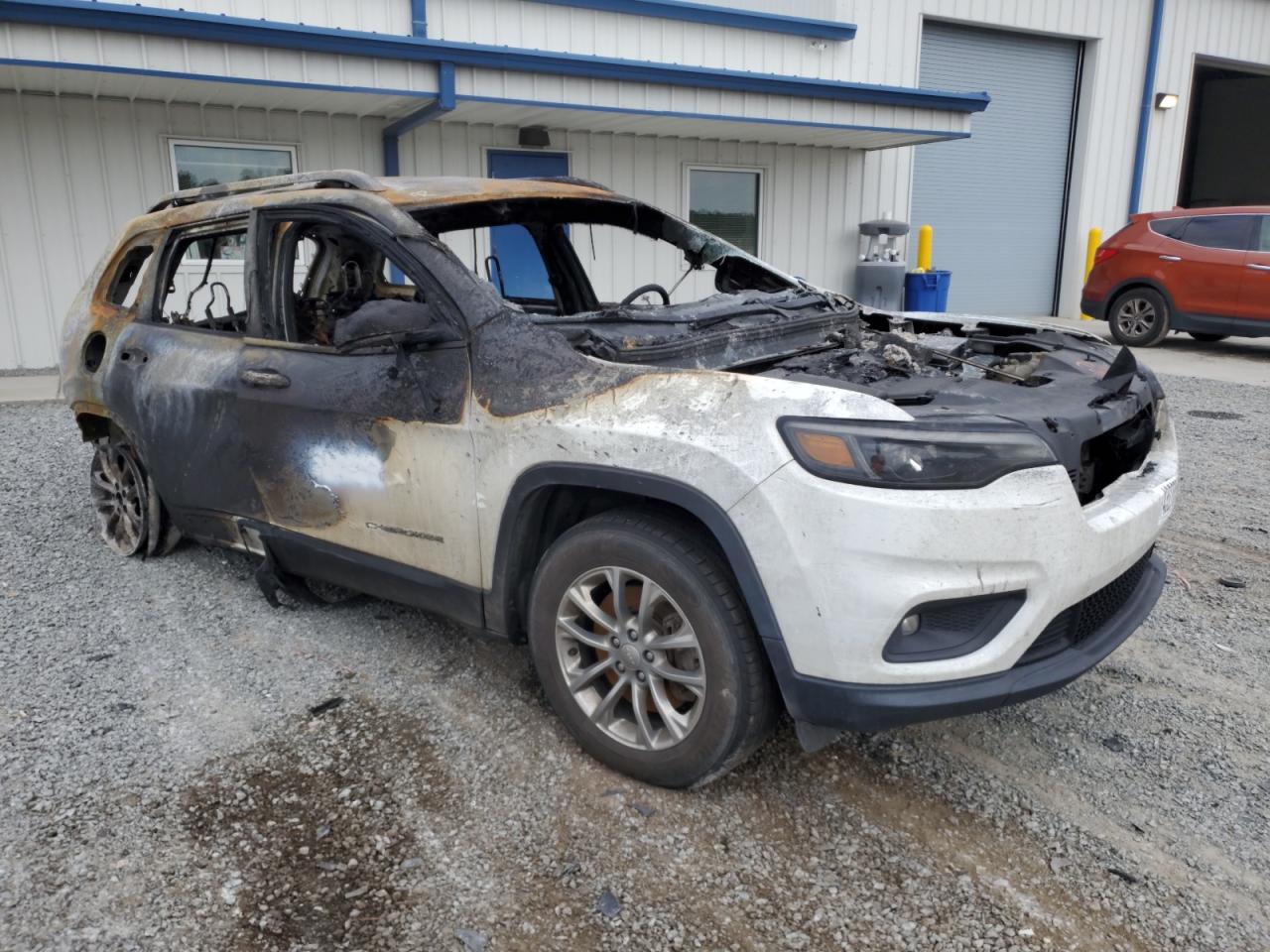2020 Jeep Grand Cherokee VIN 1C4PJMLB9LD591345 Copart auction photo, burn damage thumbnail 4
