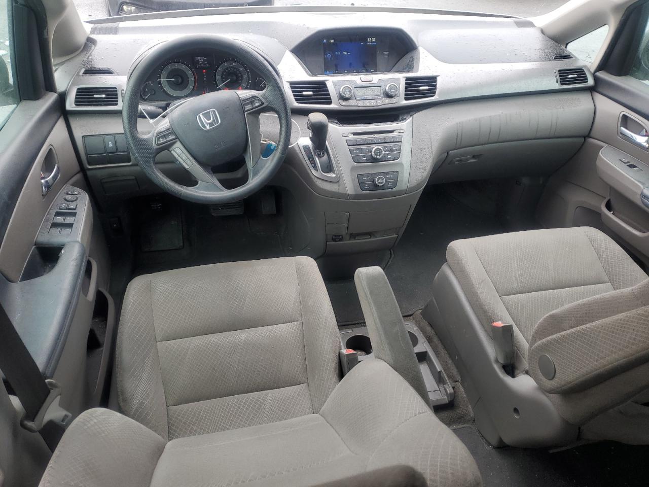 2014 Honda Odyssey VIN 5FNRL5H26EB056972 Copart auction photo, front end / minor dent/scratches damage thumbnail 8