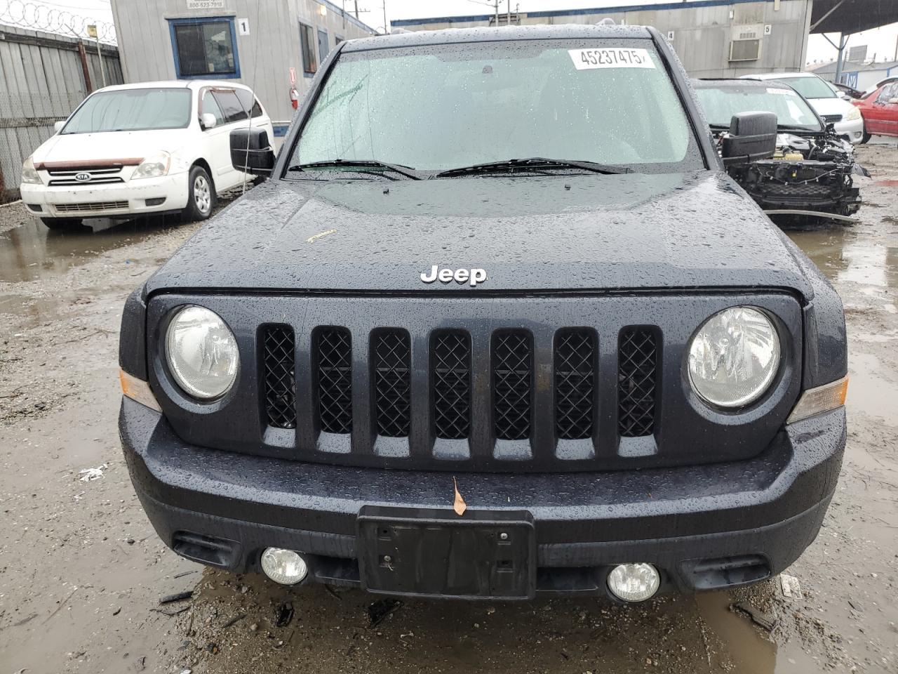 2014 Jeep Liberty (Patriot) VIN 1C4NJPBA9ED777407 Copart auction photo, minor dent/scratches damage thumbnail 5