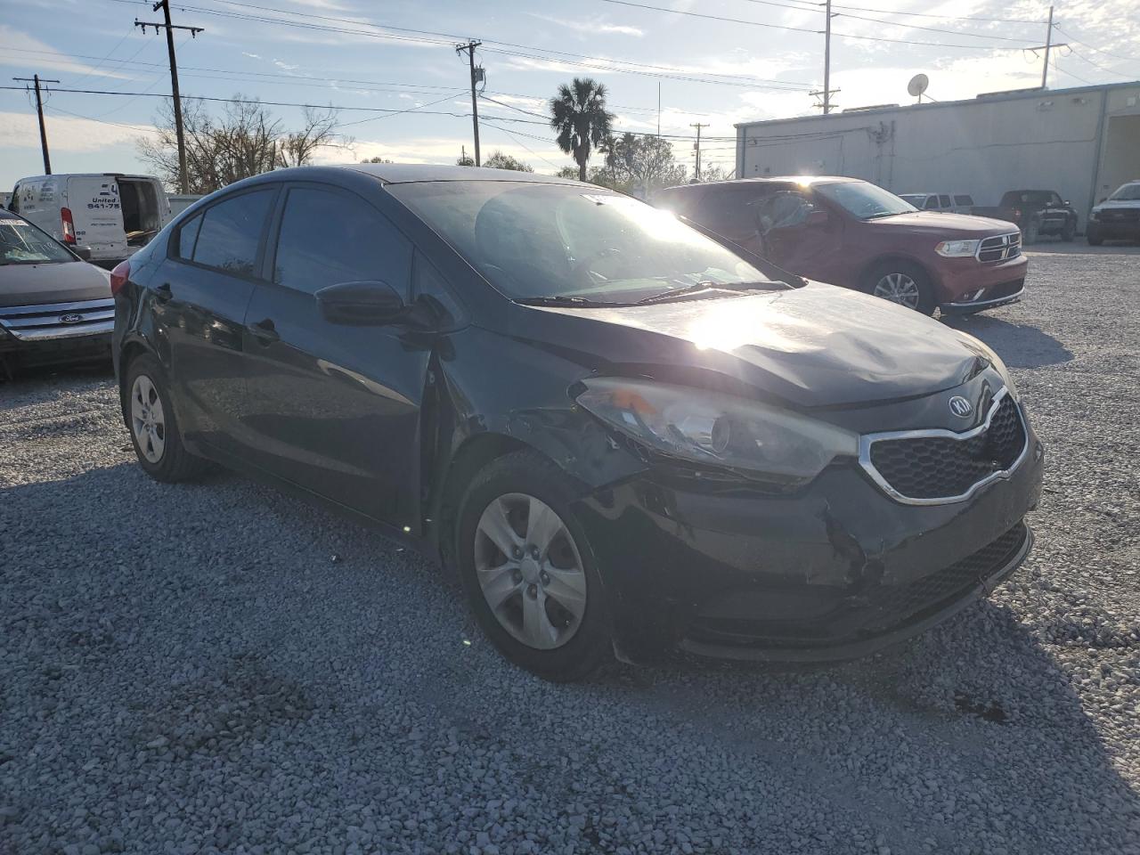 2014 KIA Forte VIN KNAFK4A64E5091361 Copart auction photo, all over damage thumbnail 4