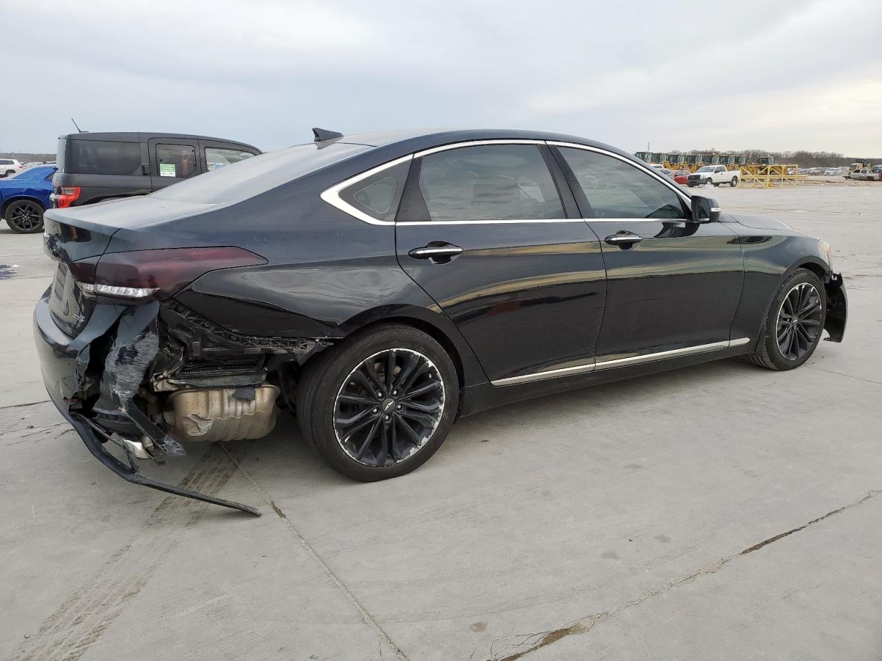 2016 Hyundai Genesis VIN KMHGN4JE4GU111196 Copart auction photo, front end / rear end damage thumbnail 3
