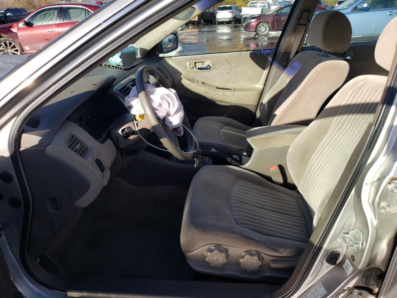 1998 Honda Accord VIN 1HGCG5641WA189326 Copart auction photo, front end damage thumbnail 7