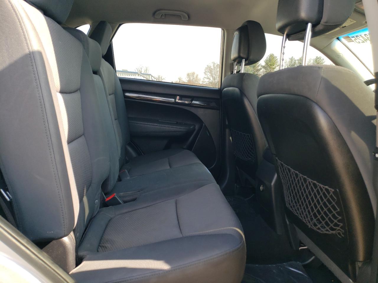 2013 KIA Sorento VIN 5XYKT4A60DG353879 Copart auction photo, front end / minor dent/scratches damage thumbnail 12