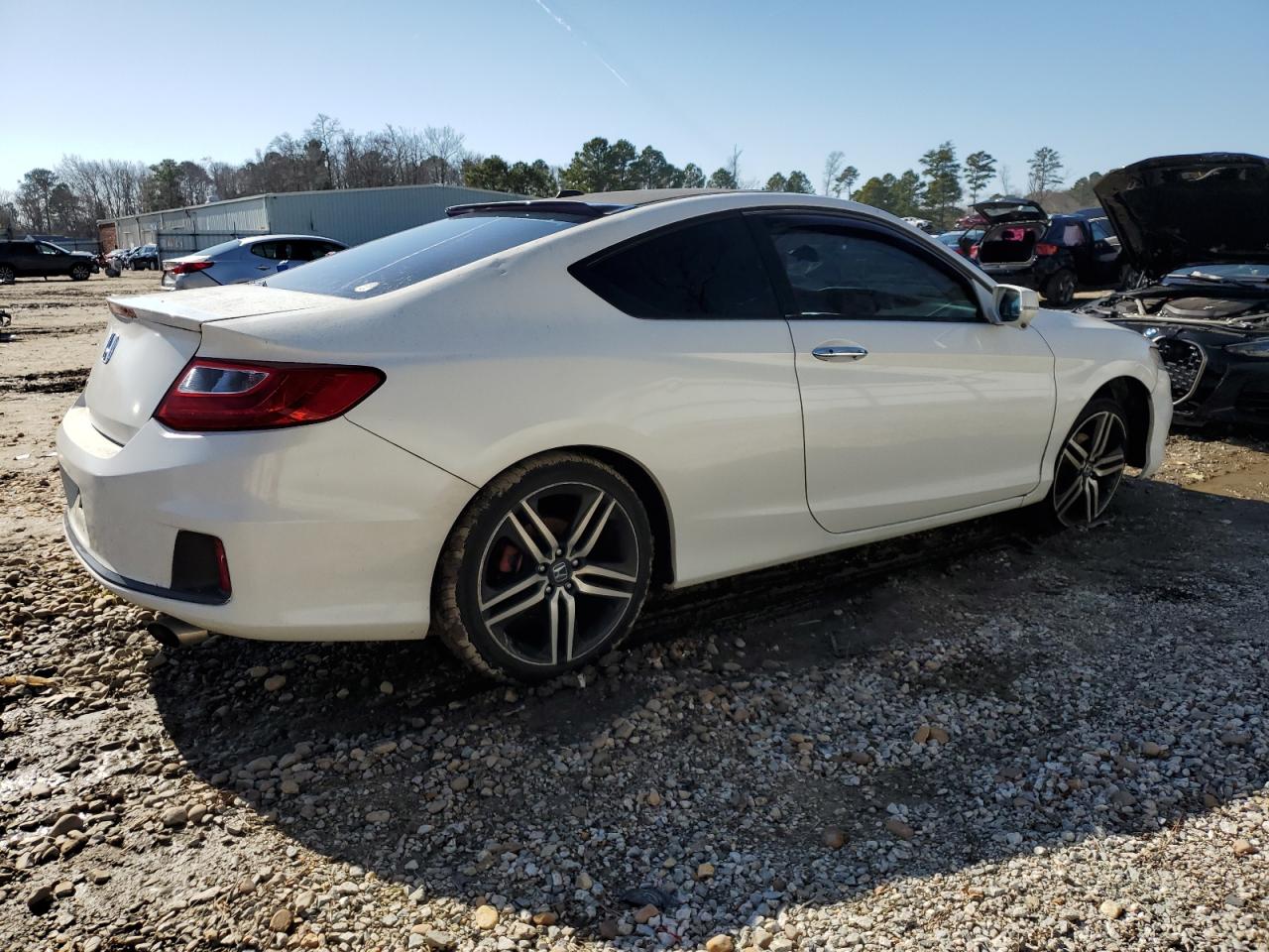 2014 Honda Accord VIN 1HGCT1B86EA003811 Copart auction photo, minor dent/scratches damage thumbnail 3