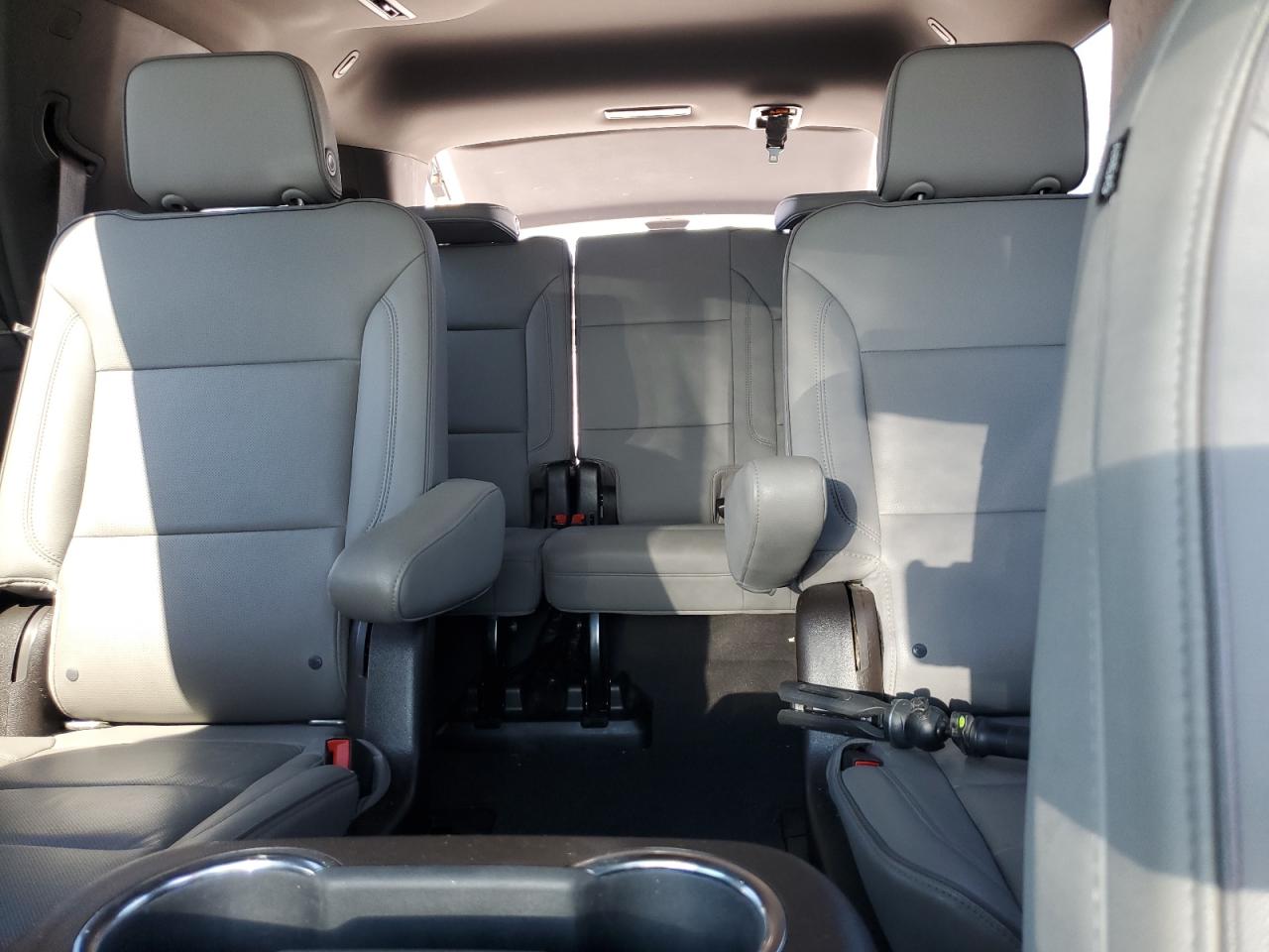 2021 GMC Yukon VIN 1GKS1BKD6MR429330 Copart auction photo, front end damage thumbnail 10