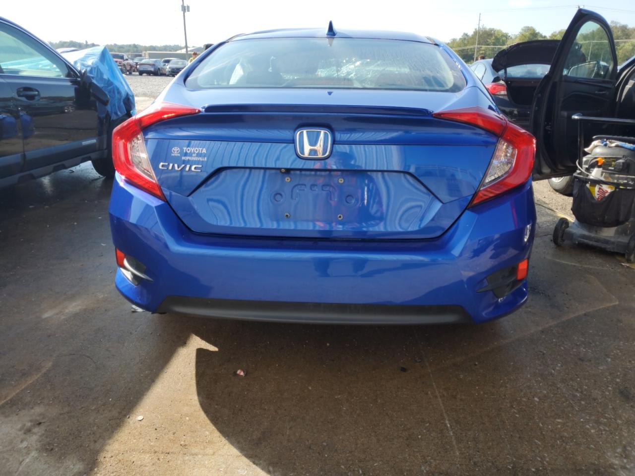 2017 Honda Civic VIN 19XFC1F79HE027809 Copart auction photo, all over damage thumbnail 6