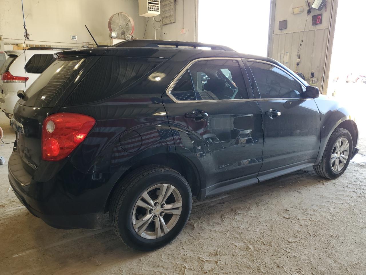 2015 Chevrolet Equinox VIN 2GNALBEK1F6108118 Copart auction photo, front end damage thumbnail 3