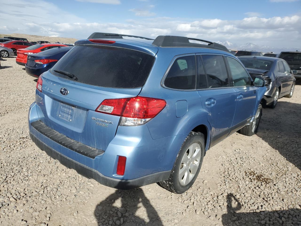2010 Subaru Outback VIN 4S4BRBGC0A3334101 Copart auction photo, front end / side damage thumbnail 3