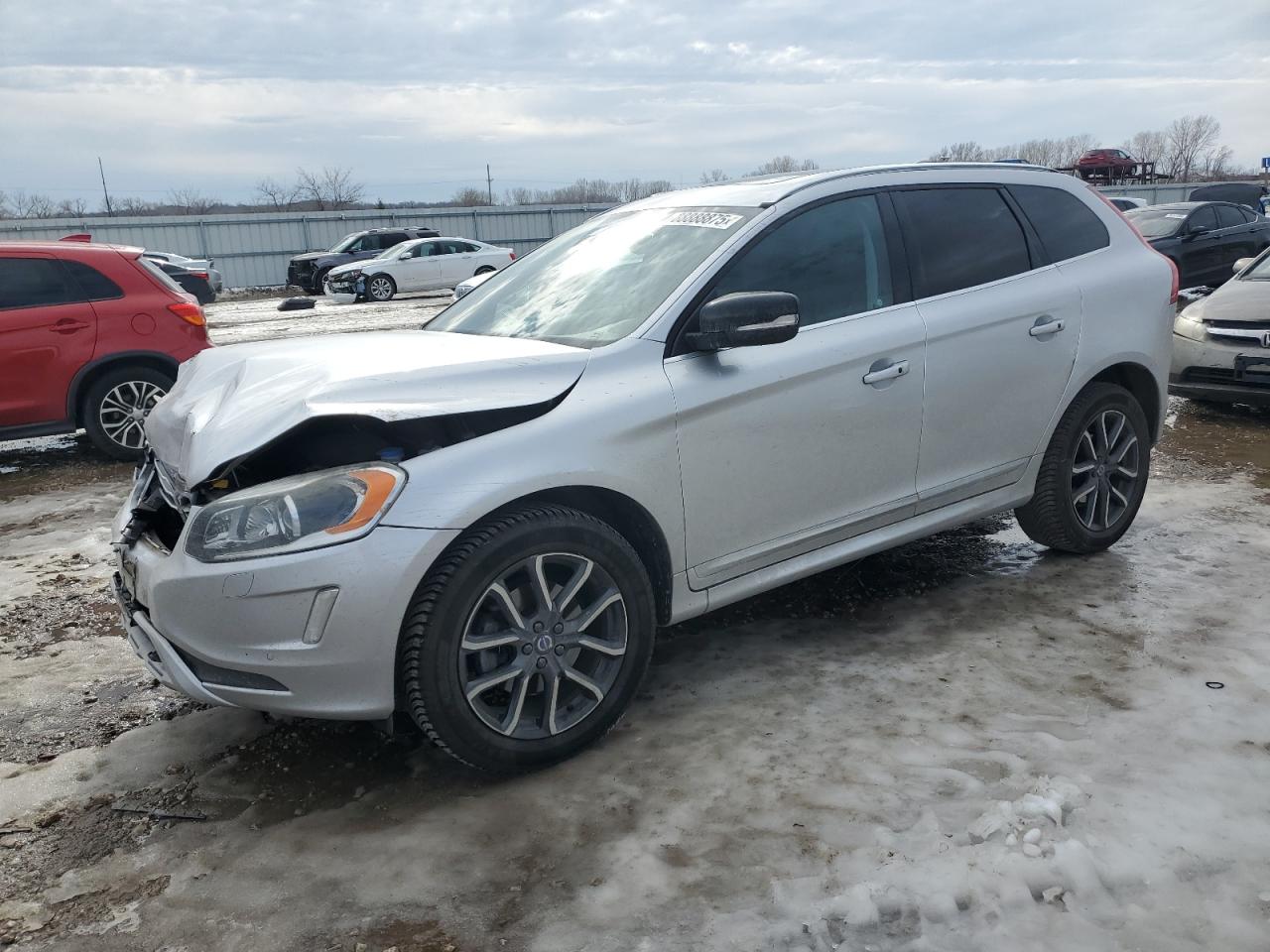 2017 Volvo XC60 VIN YV449MRRXH2126976