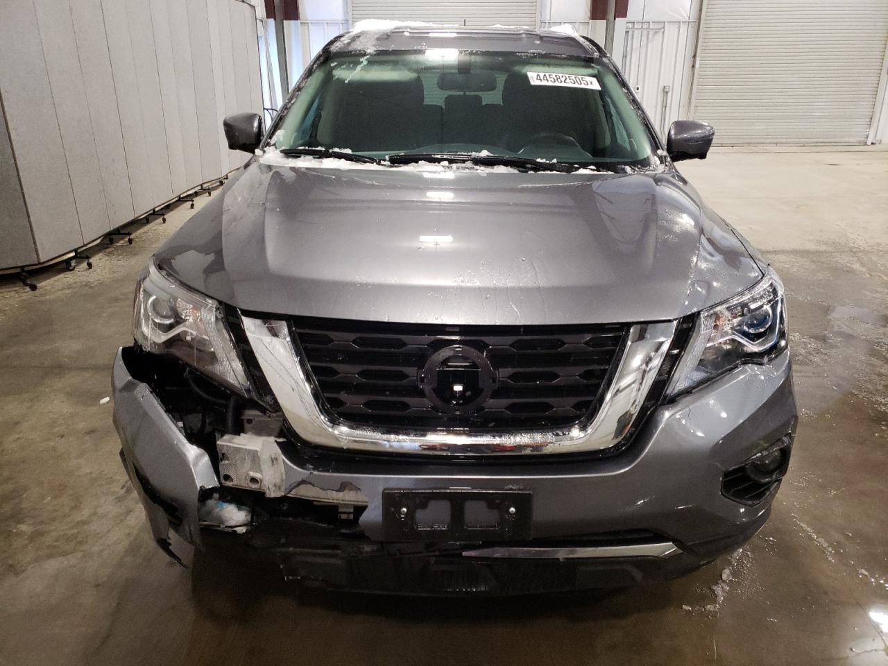 2017 Nissan Pathfinder VIN 5N1DR2MM1HC606400 Copart auction photo, front end / side damage thumbnail 5