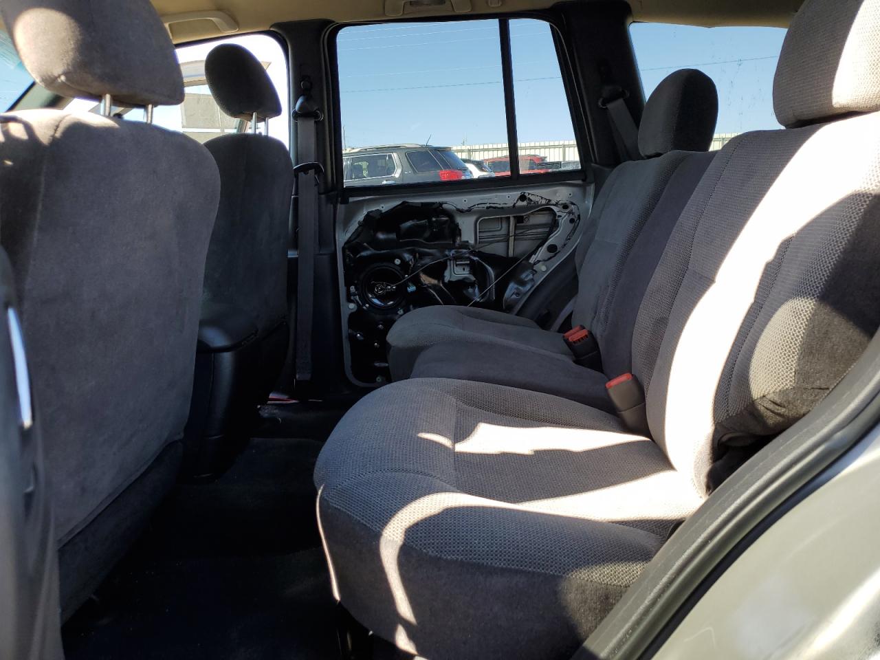 2000 Jeep Grand Cherokee VIN 1J4GW48NXYC135835 Copart auction photo, top/roof / all over damage thumbnail 11