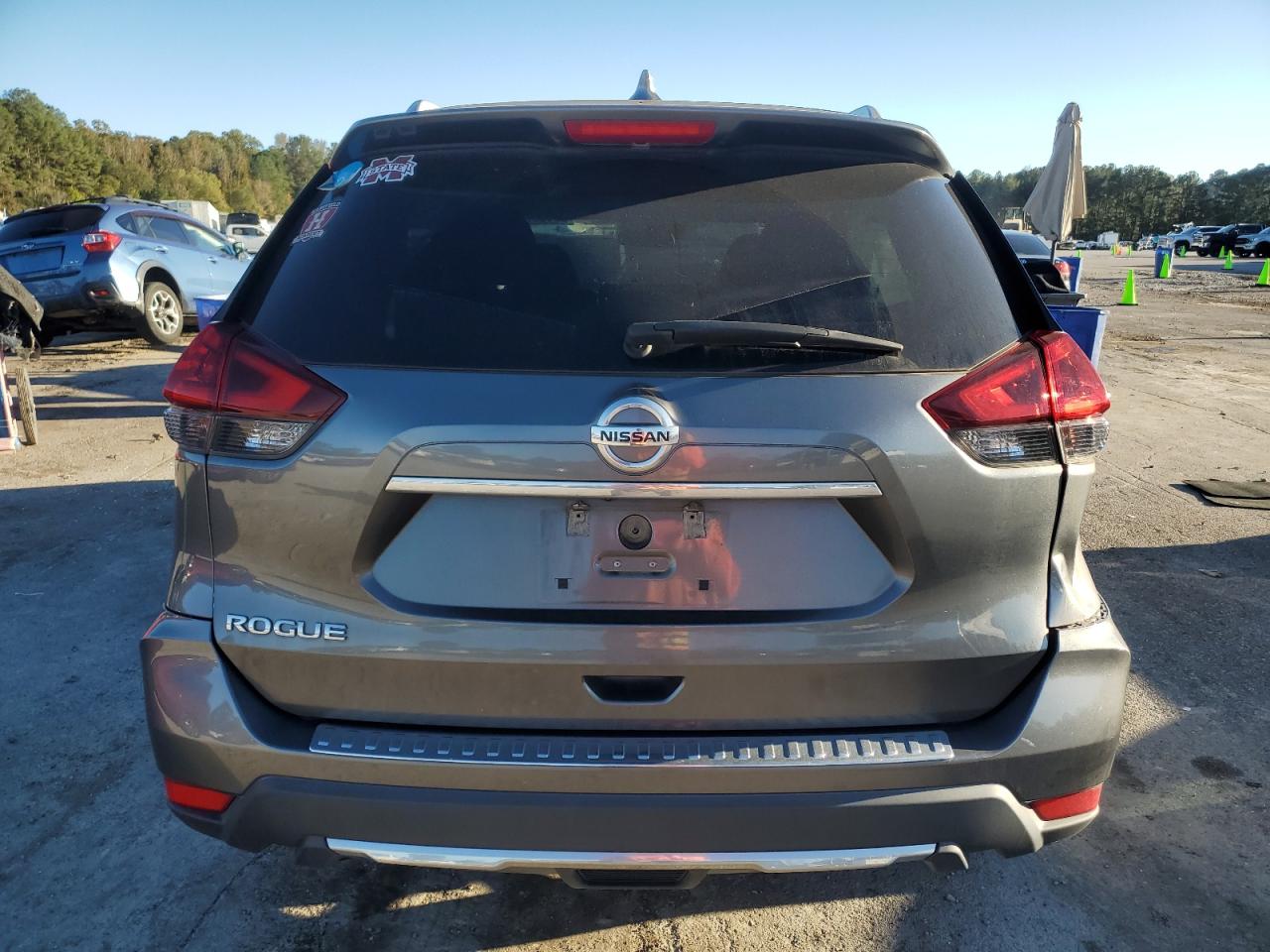 2020 Nissan Rogue VIN 5N1AT2MT6LC746950 Copart auction photo, front end / rear end damage thumbnail 6