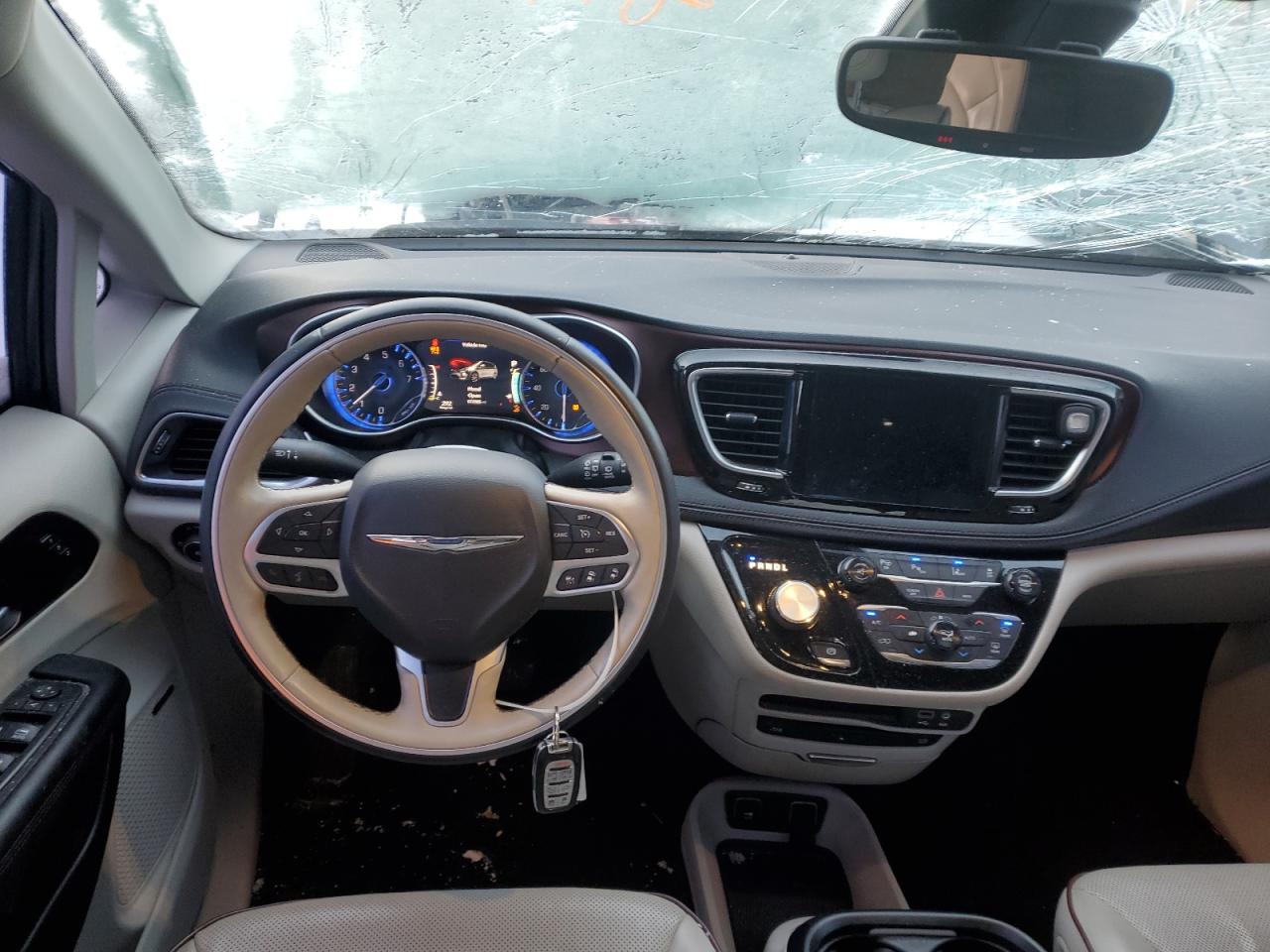 2017 Chrysler Pacifica VIN 2C4RC1GG5HR531025 Copart auction photo, all over damage thumbnail 8