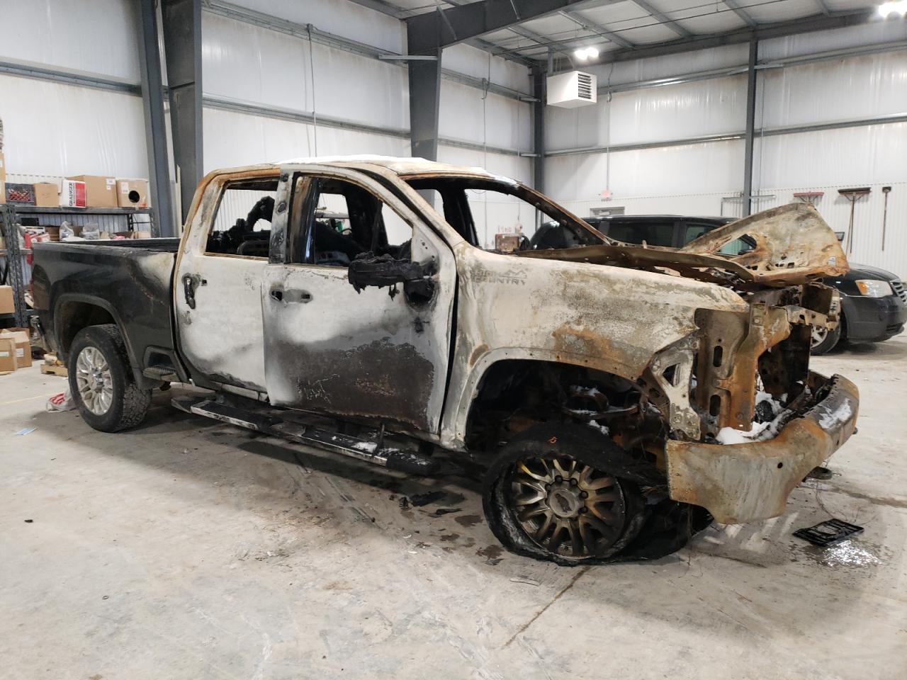 2022 Chevrolet Silverado VIN 2GC4YREY2N1224556 Copart auction photo, burn damage thumbnail 4