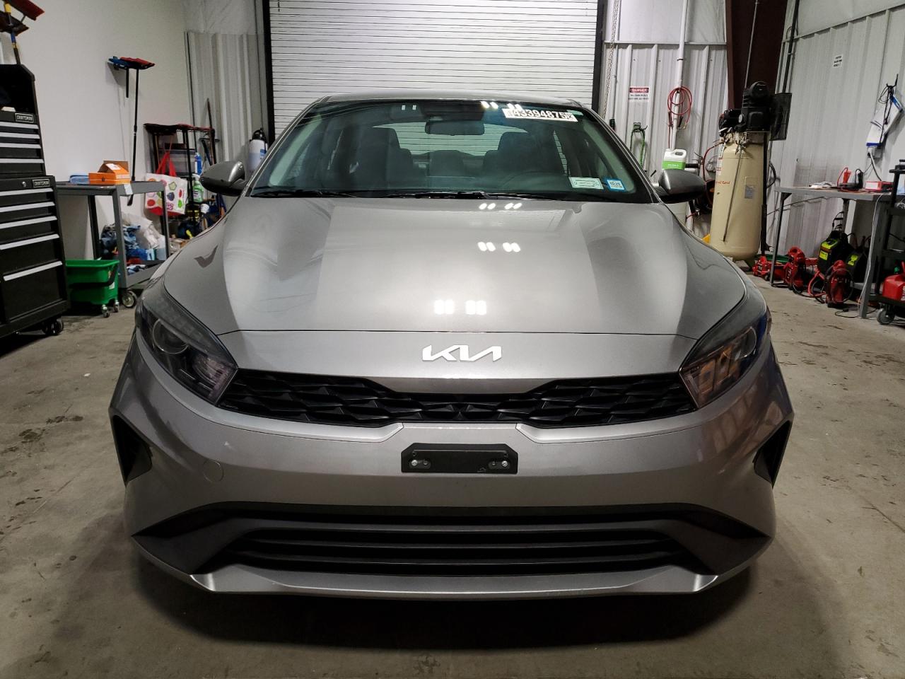 2024 KIA Forte VIN 3KPF24AD8RE787572 Copart auction photo, side / front end damage thumbnail 5