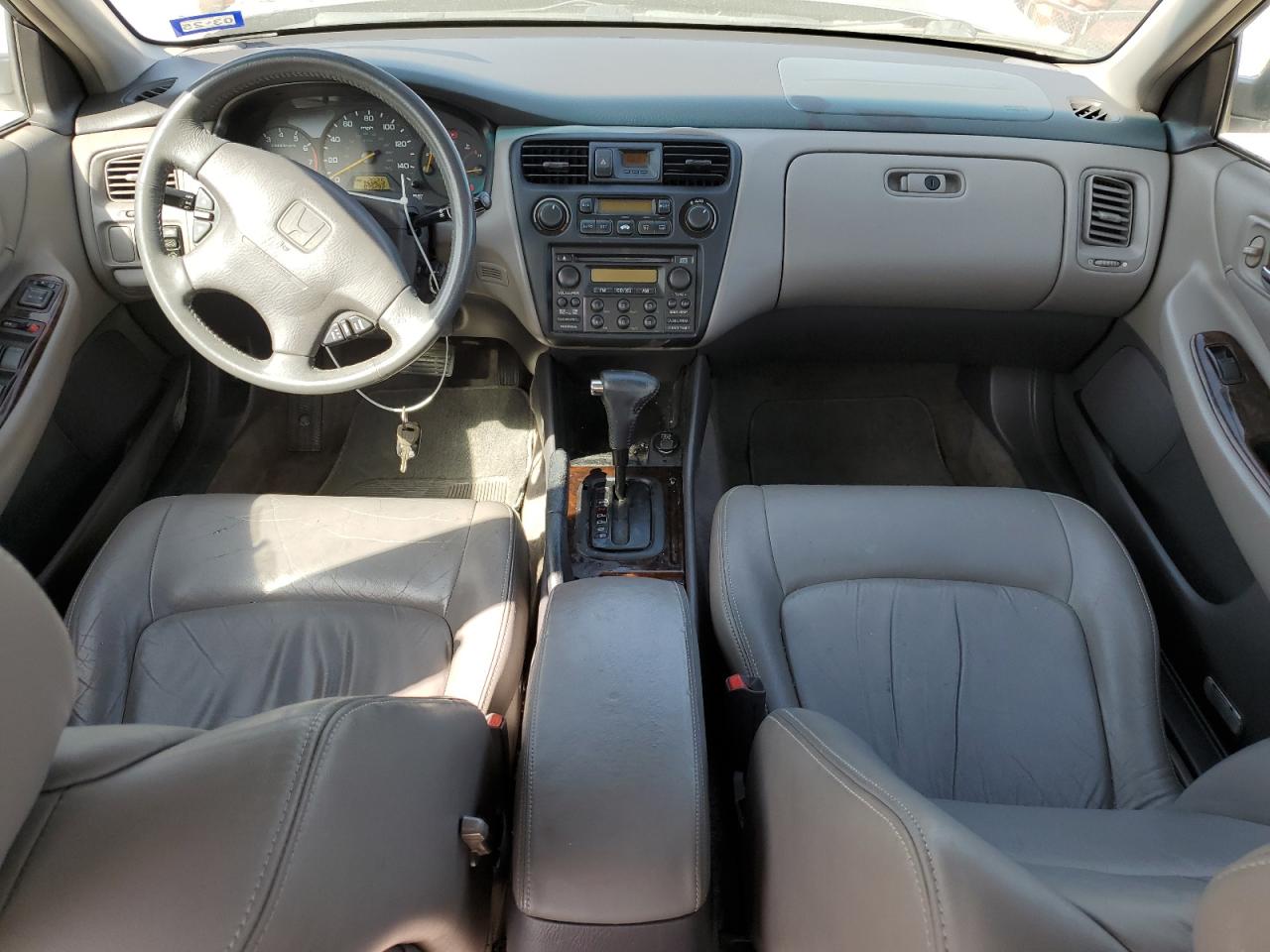 2000 Honda Accord VIN 1HGCG1650YA043178 Copart auction photo, front end / minor dent/scratches damage thumbnail 8