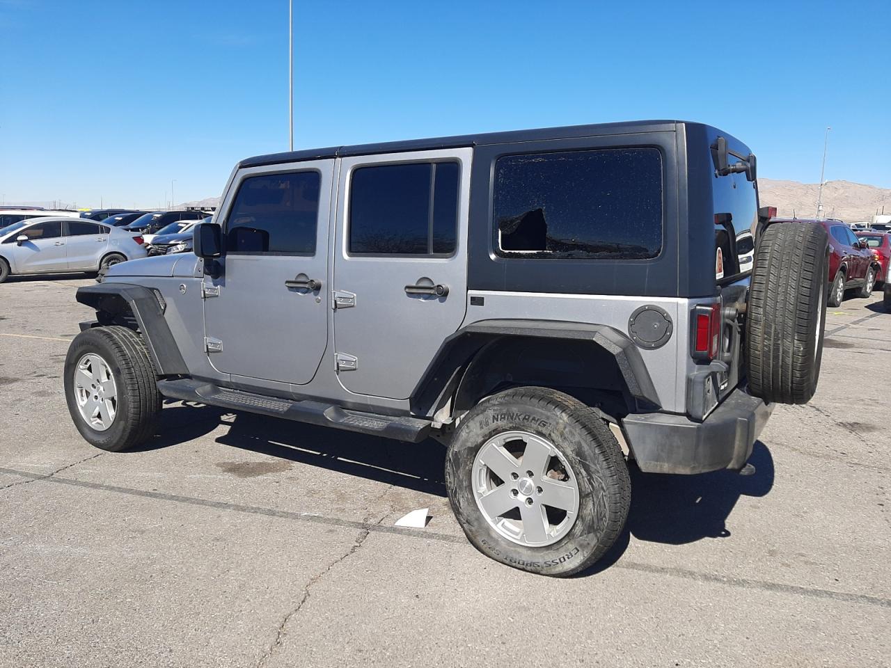 2018 Jeep Wrangler VIN 1C4HJWEGXJL918332 Copart auction photo, side damage thumbnail 2