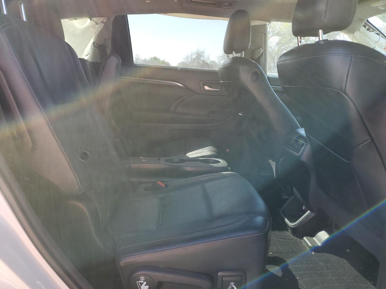 2014 Toyota Highlander VIN 5TDYKRFH4ES024918 Copart auction photo, front end damage thumbnail 11