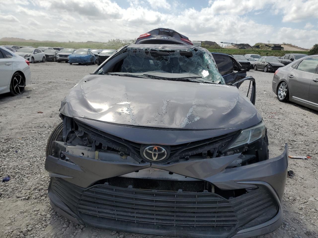 2021 Toyota Camry VIN 4T1R11AK7MU480753 Copart auction photo, rollover / side damage thumbnail 5