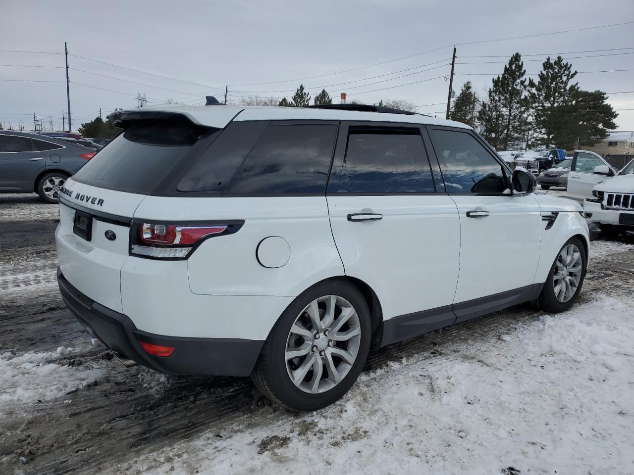 2016 Land Rover Range Rover VIN SALWR2VF2GA545445 Copart auction photo, minor dent/scratches damage thumbnail 3