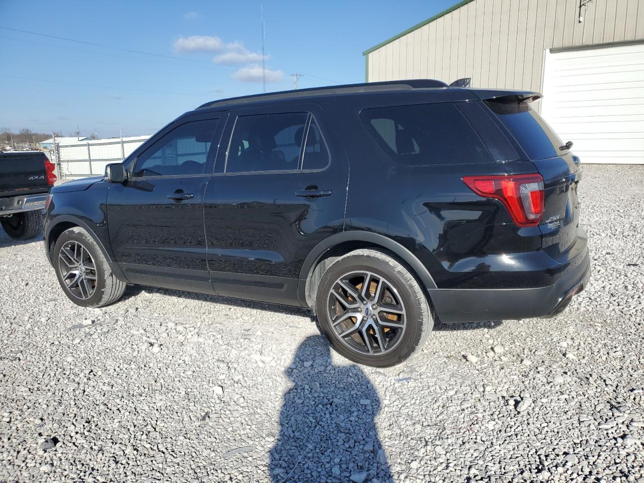 2017 Ford Explorer VIN 1FM5K8GT7HGD51677 Copart auction photo, front end damage thumbnail 2