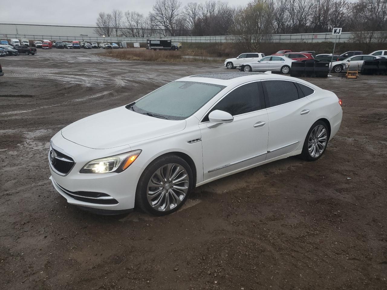 2017 Buick LaCrosse VIN 1G4ZR5SS4HU160519