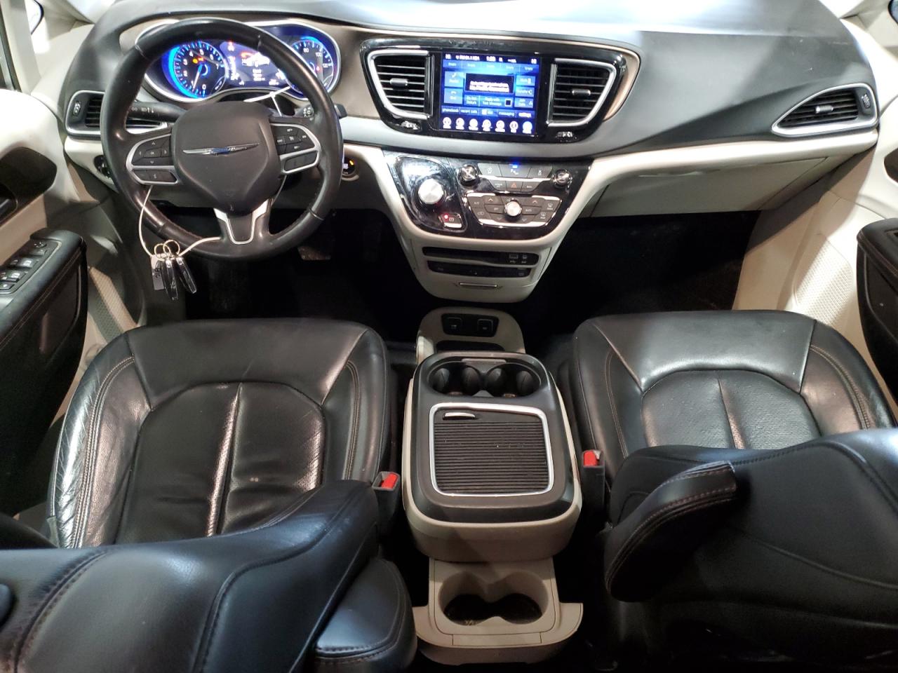 2017 Chrysler Pacifica VIN 2C4RC1EG4HR822036 Copart auction photo, front end / side damage thumbnail 8