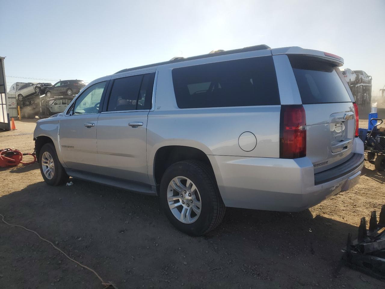 2016 Chevrolet Suburban VIN 1GNSKHKC1GR224626 Copart auction photo, front end damage thumbnail 2