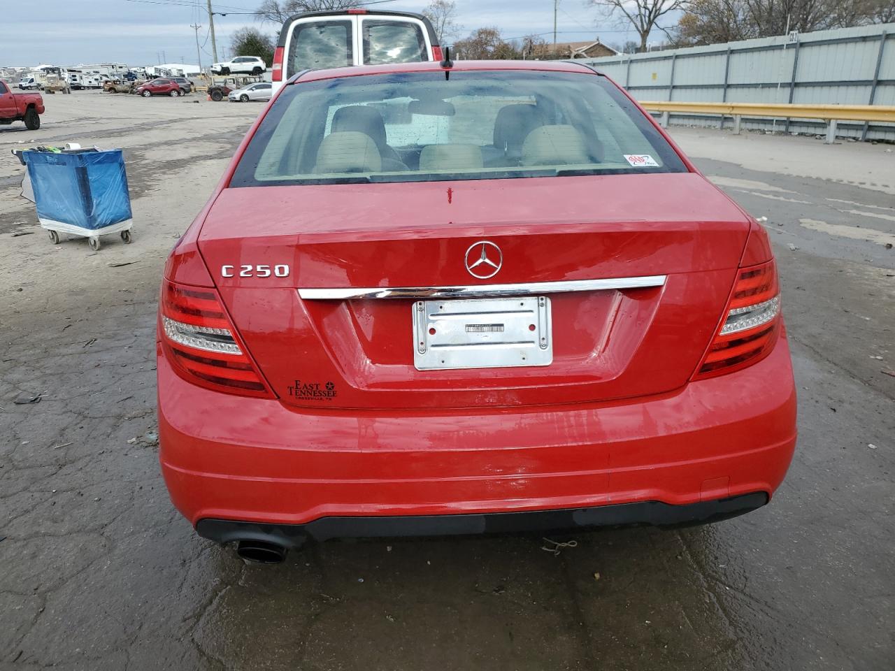 2014 Mercedes-Benz C-klasse VIN WDDGF4HB8EA935297 Copart auction photo, front end / minor dent/scratches damage thumbnail 6