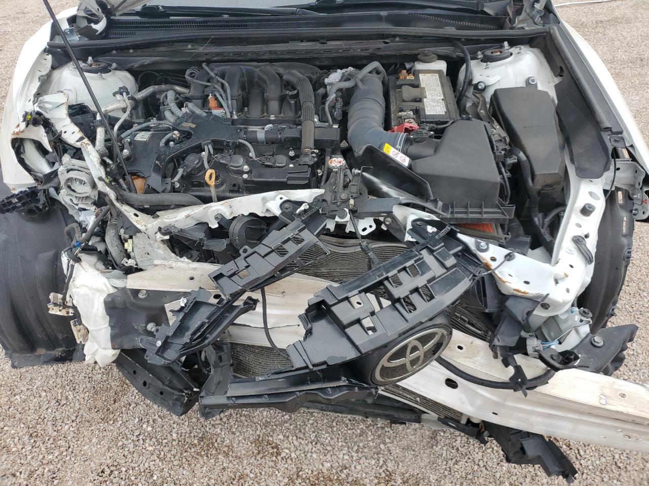 2021 Toyota Camry VIN 4T1KZ1AK9MU055562 Copart auction photo, front end / minor dent/scratches damage thumbnail 11