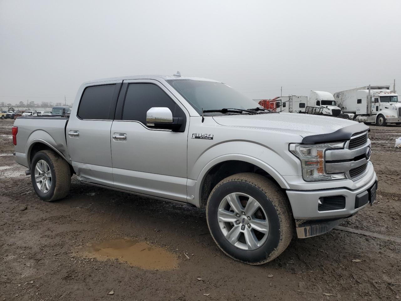 2018 Ford F-150 VIN 1FTEW1CG3JFC62628 Copart auction photo, side / undercarriage damage thumbnail 4