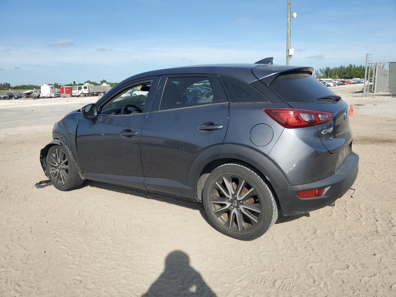 2017 Mazda CX-3 VIN JM1DKDC77H0151148 Copart auction photo, front end damage thumbnail 2