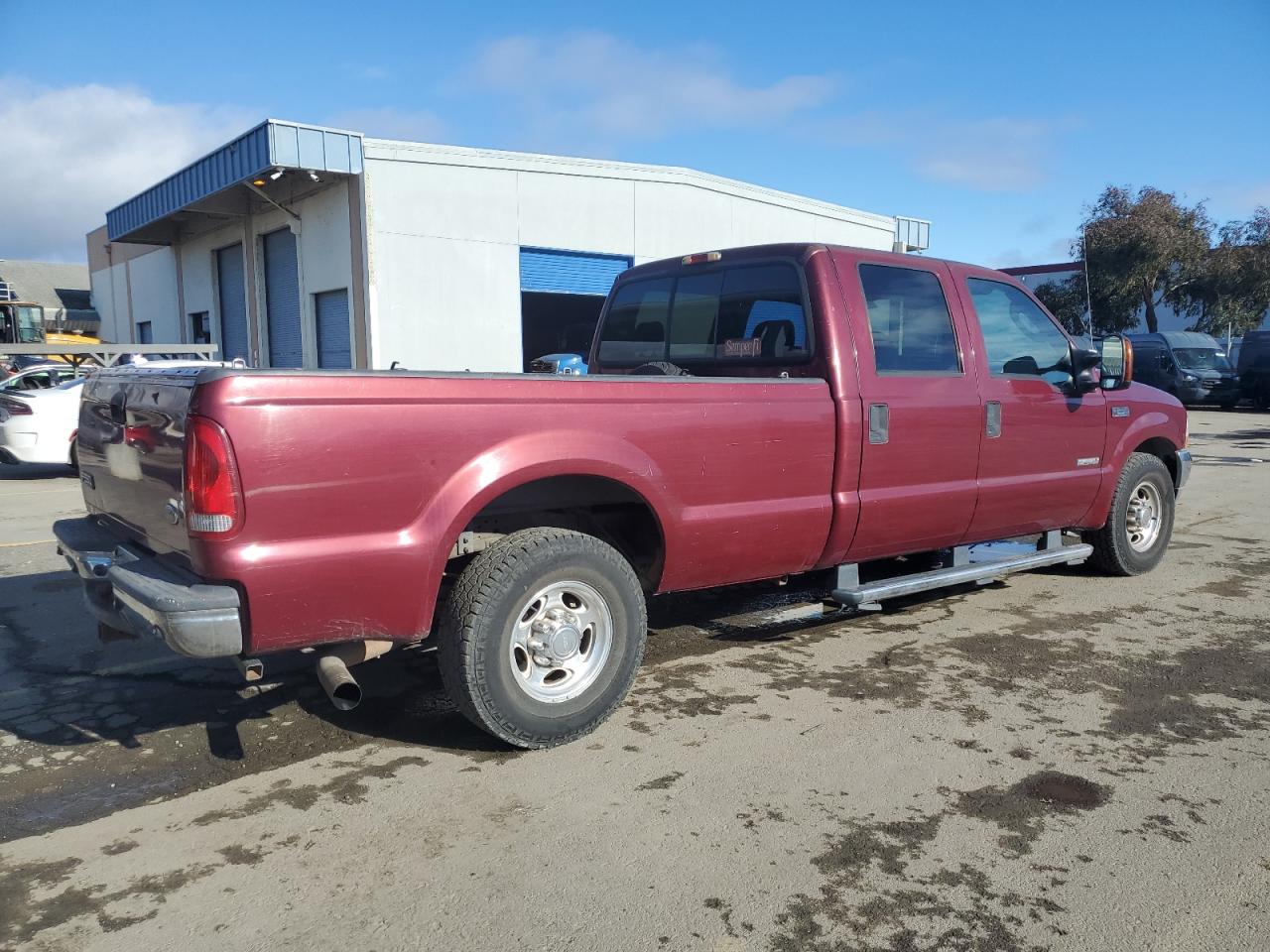 2004 Ford F250 VIN 1FTNW20P44EC63582 Copart auction photo, vandalism damage thumbnail 3
