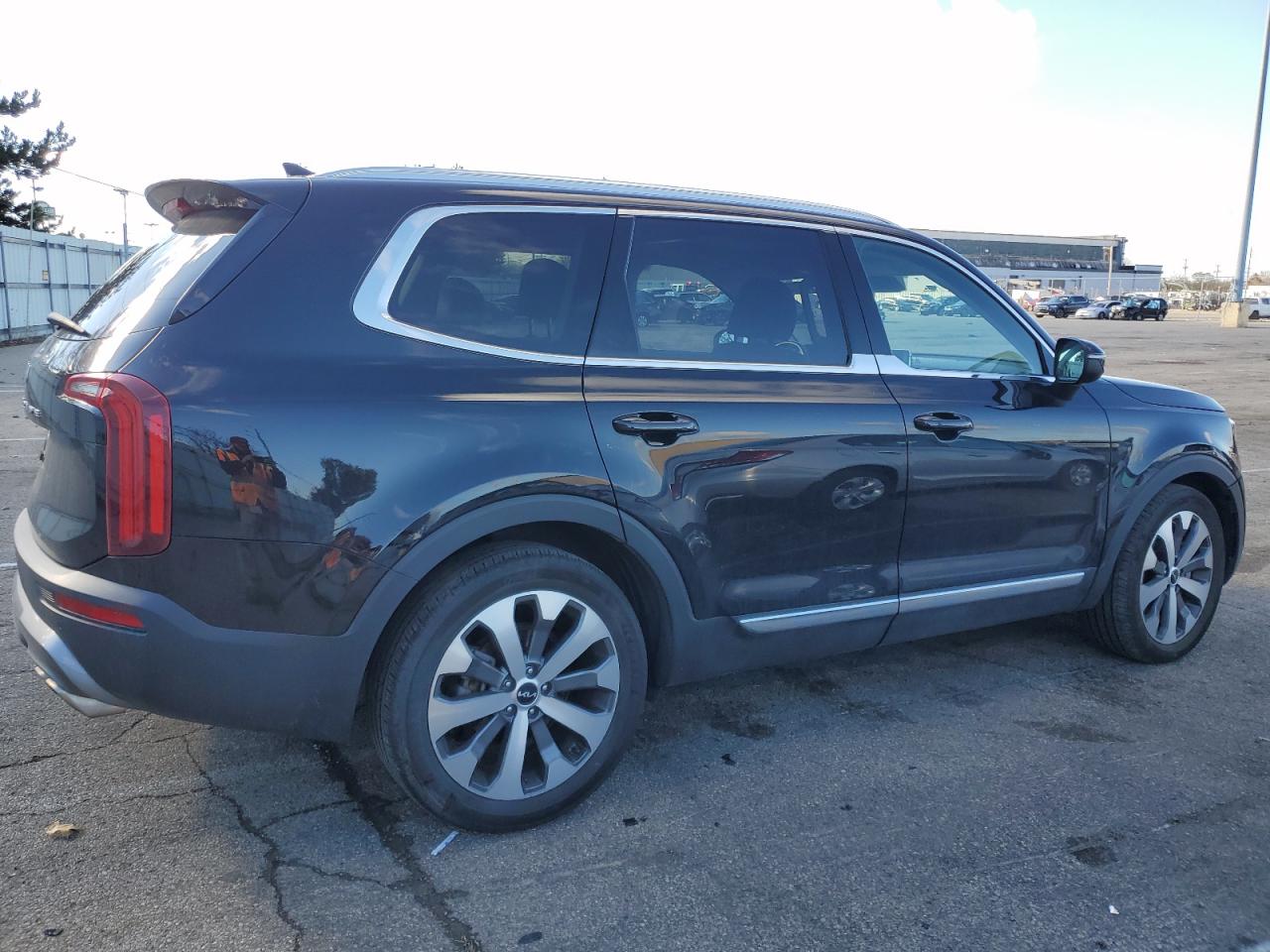 2022 KIA Telluride VIN 5XYP3DHC5NG314014 Copart auction photo, front end damage thumbnail 3