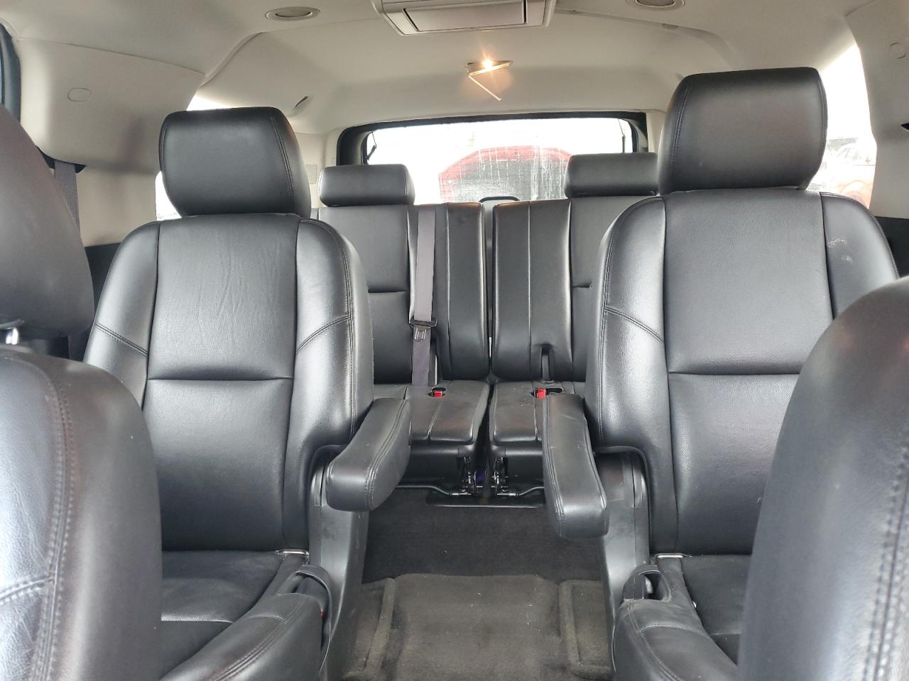 2013 Chevrolet Suburban VIN 1GNSKKE75DR118588 Copart auction photo, side damage thumbnail 10