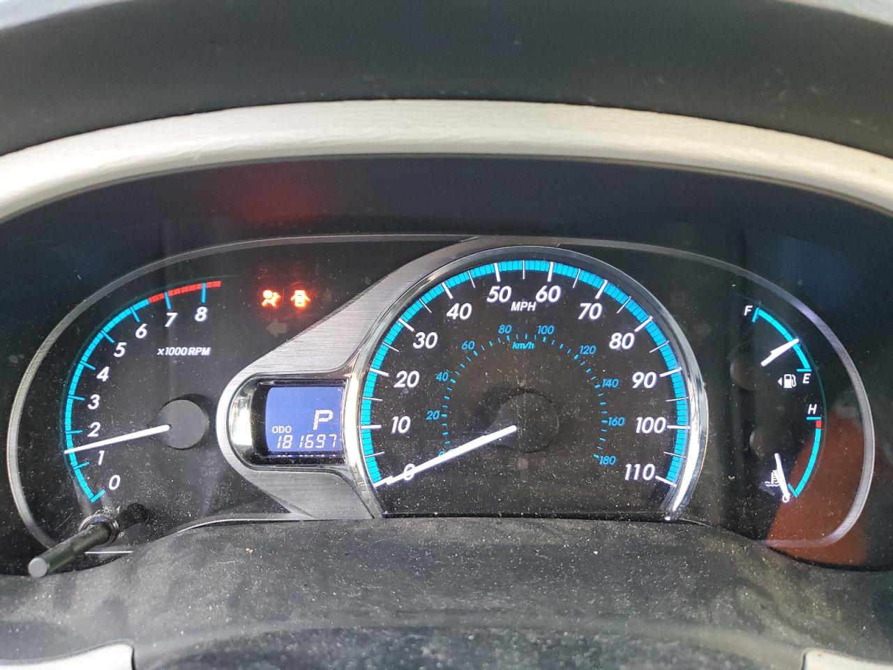 2011 Toyota Sienna VIN 5TDDK3DC5BS009973 Copart auction photo, front end damage thumbnail 9