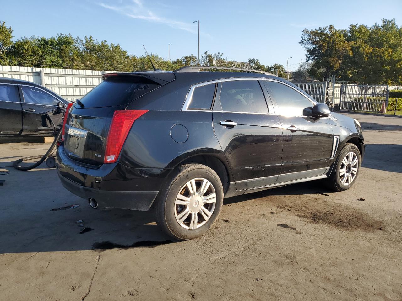 2014 Cadillac SRX VIN 3GYFNAE32ES566868 Copart auction photo, mechanical / front end damage thumbnail 3
