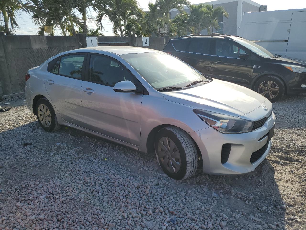 2018 KIA Rio VIN 3KPA24AB0JE076266 Copart auction photo, rear end damage thumbnail 4