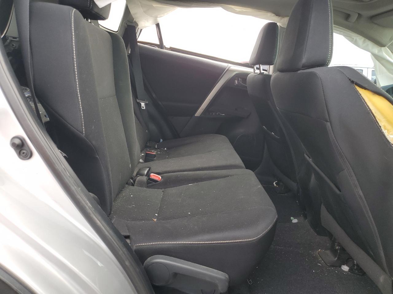 2015 Toyota RAV 4 VIN 2T3RFREV0FW303718 Copart auction photo, side / rear end damage thumbnail 11
