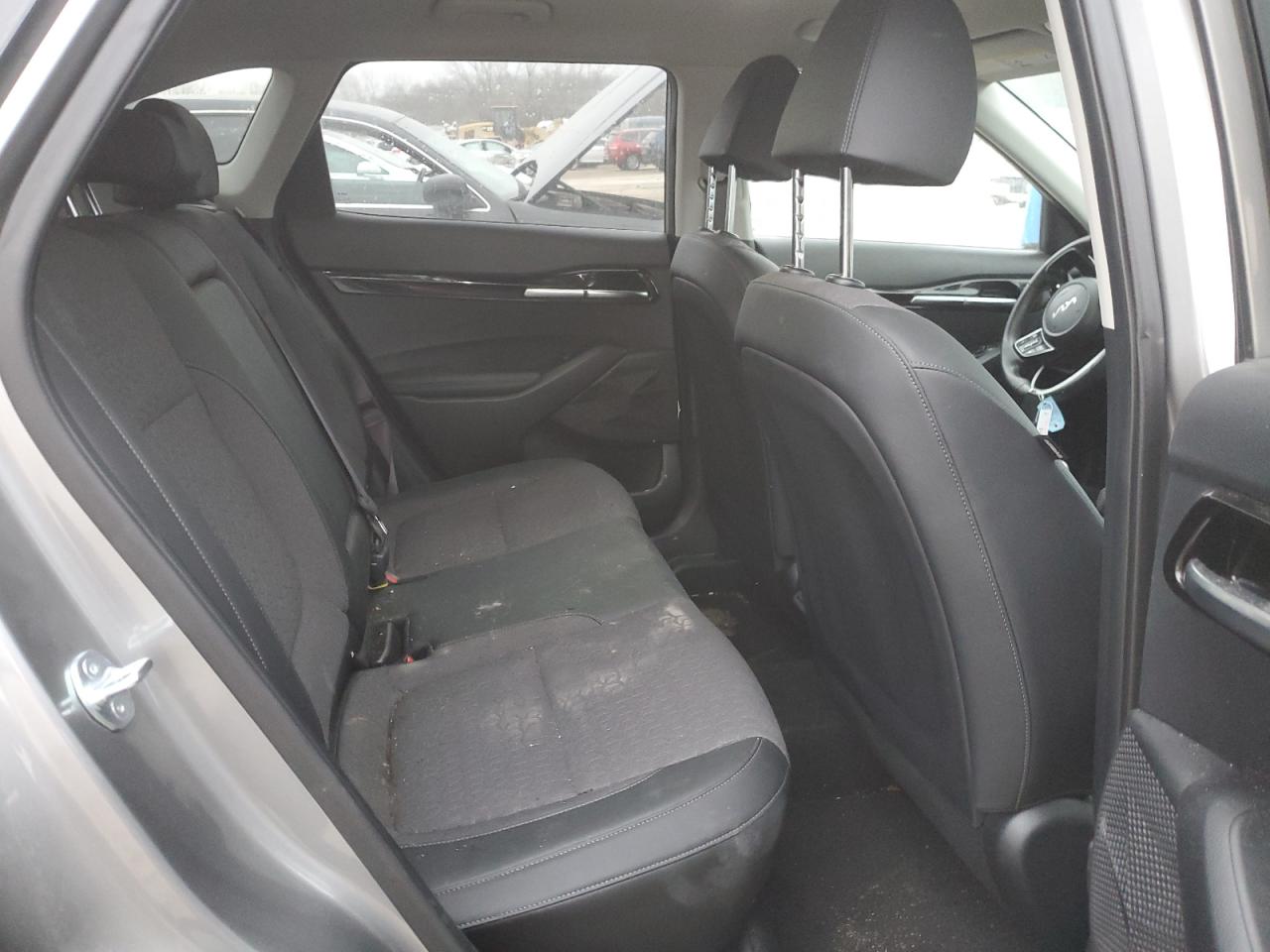 2024 KIA Seltos VIN KNDEU2AA7R7570319 Copart auction photo, all over damage thumbnail 11